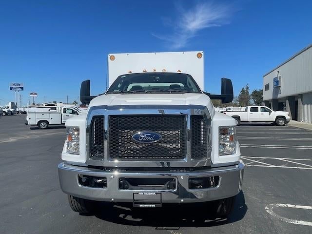 2025 Ford F-650 Standard