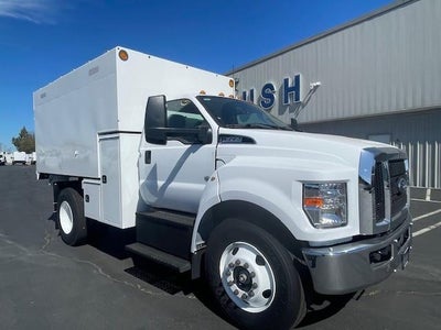 2025 Ford F-650 Standard