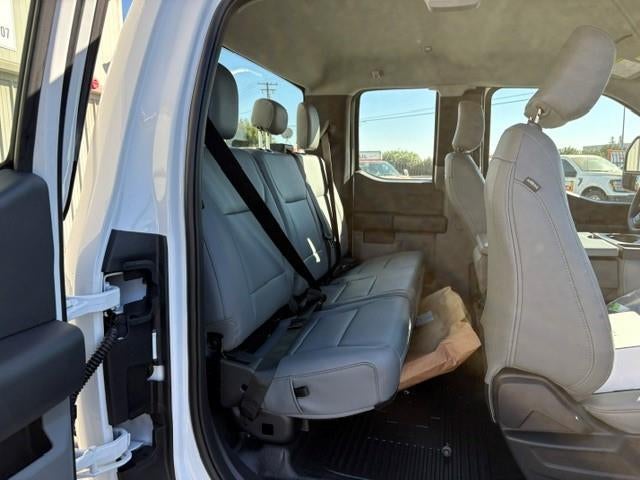2027 Ford F-550 XL