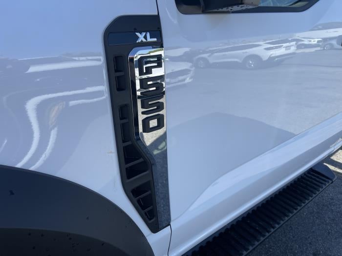 2025 Ford F-550 XL