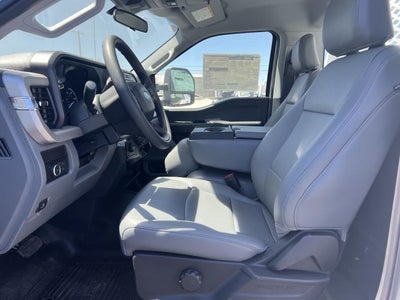 2024 Ford F-550 XL