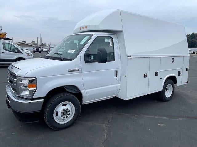 2026 Ford E-350 Standard