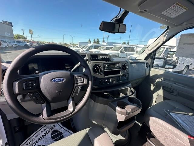 2027 Ford E-350 Standard