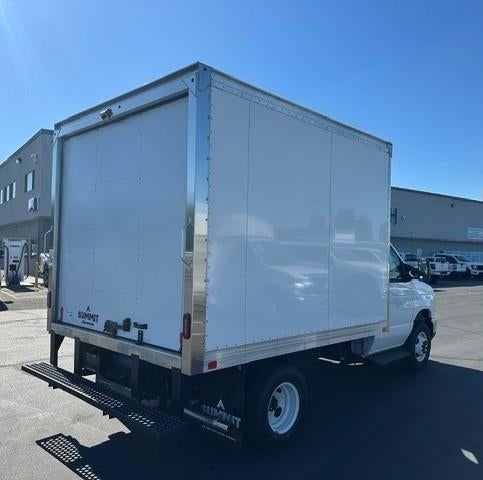 2027 Ford E-350 Standard