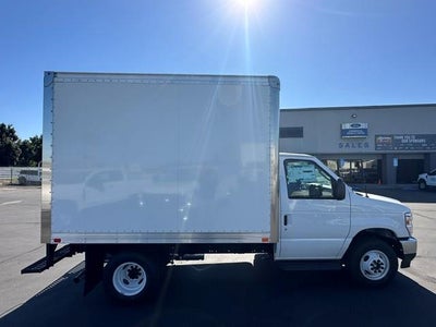 2027 Ford E-350 Standard