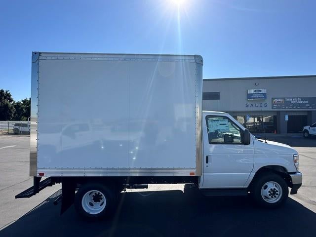 2027 Ford E-350 Standard