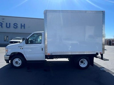 2027 Ford E-350 Standard