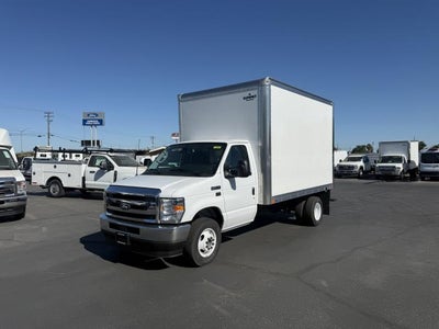 2027 Ford E-450 Standard