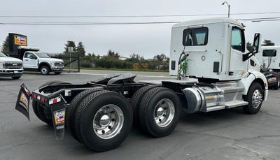 2020 Peterbilt 579 Base