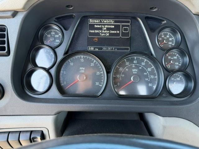 2019 Peterbilt 579 Base