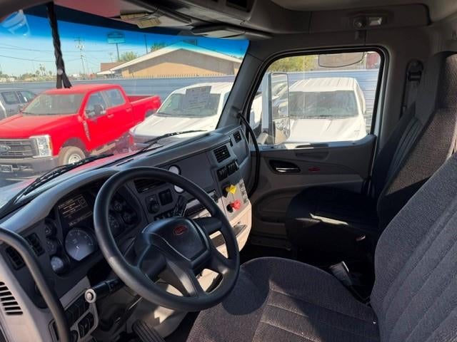 2019 Peterbilt 579 Base