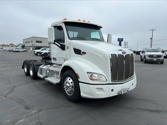 2019 Peterbilt 579 Base