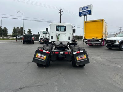 2019 Peterbilt 579 Base