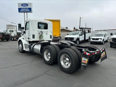 2019 Peterbilt 579 Base