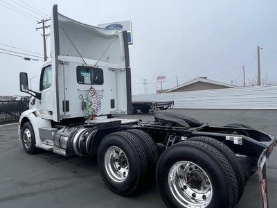 2020 Peterbilt 579 Base