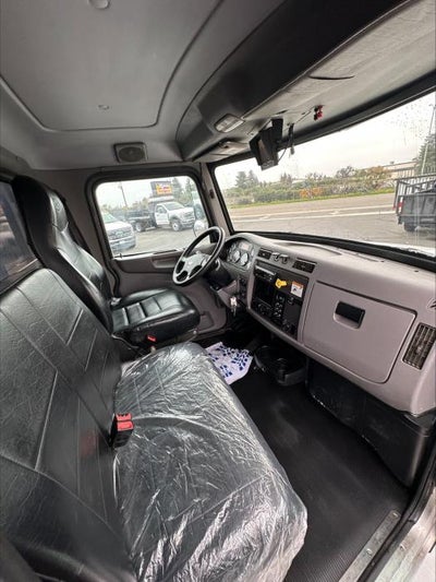 2019 Peterbilt 337 Base